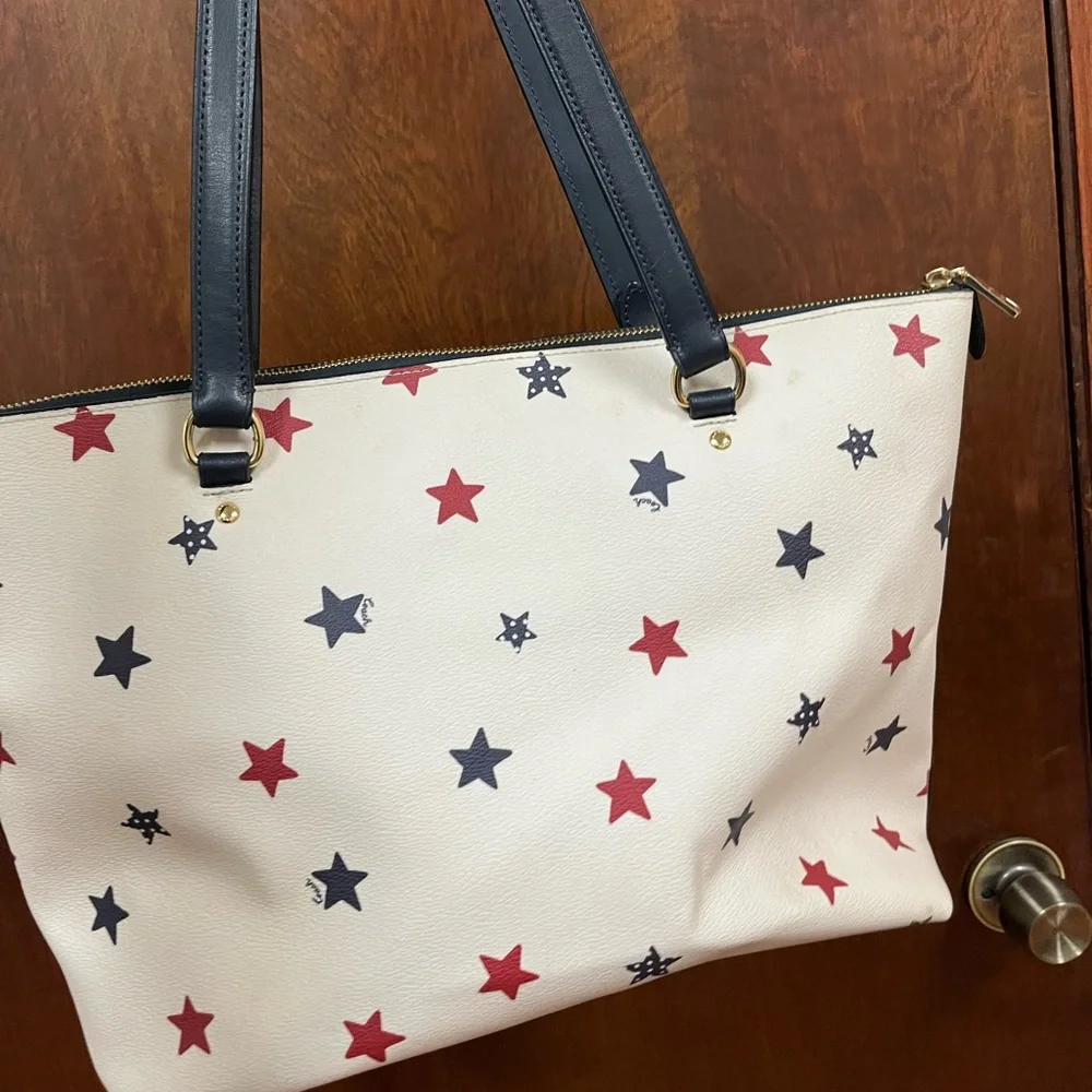 Coach Cream Leather Tote with Red and Navy Star Print - Picture 6 of 11